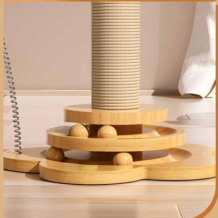5-in-1 Katzen Spielturm aus Holz mit verschiedenen Spielmöglichkeiten: Bälle, Feder & Kratzfläche. Interaktiv.