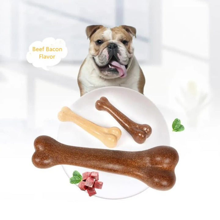Robuster, braun-gelber ChewBone Hundeknochen, ideales Spielzeug für Zahnpflege & gesunden Kaubedarf von Hunden.