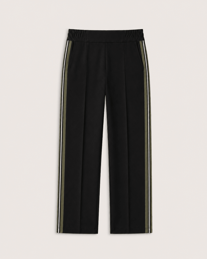 Damen Hose mit weitem Bein, gestricktem Seitenstreifen & eleganter Bügelfalte. Perfekt für Business & Freizeit.