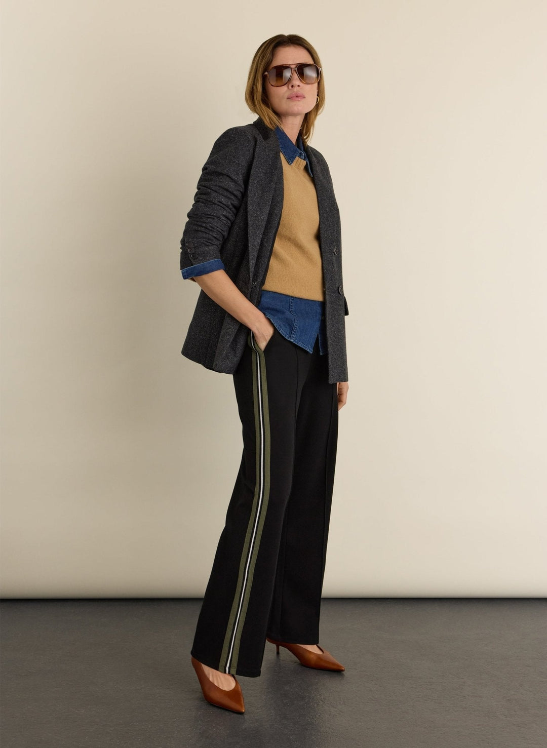 Bequeme Stretch-Palazzo Hose für Damen mit elastischem Bund & seitlichen Taschen. Ideal für alle Jahreszeiten.