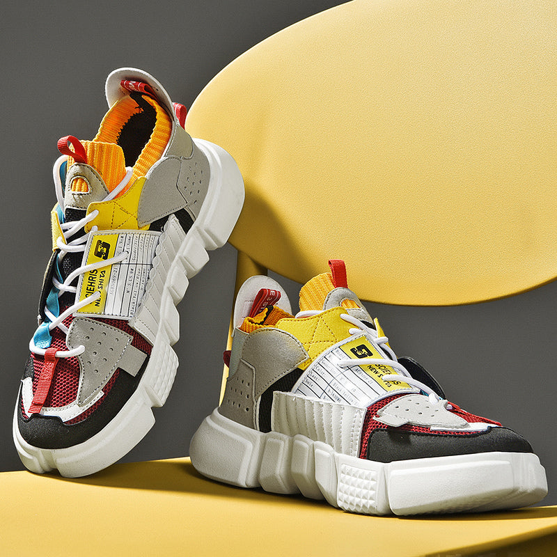 Rückansicht: Bequemer Mason Urban Sneaker, stilvoller Herrenschuh für den Alltag. Modisches Streetstyle-Detail.
