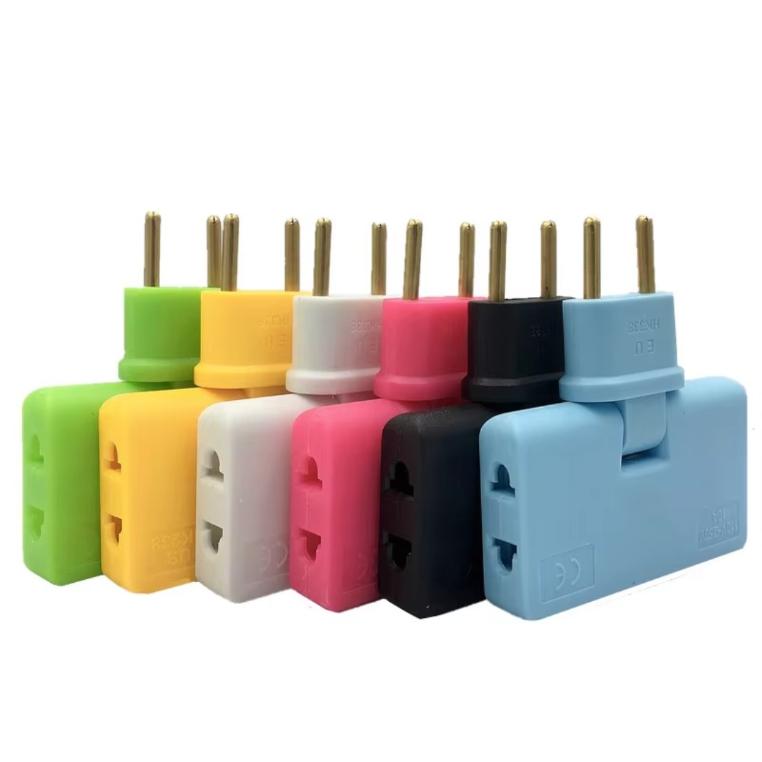 Vielseitiger Elektro-Adapter als Mehrfach Winkelsteckdose, für mehr Flexibilität im Alltag.