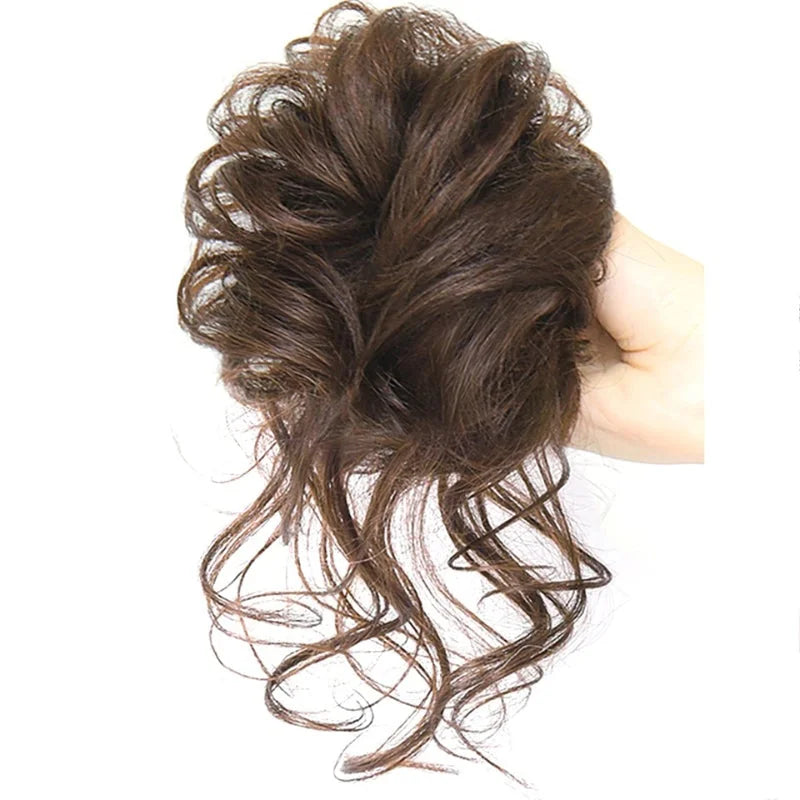 Eleganter Dutt Haarteil; Messy Bun für natürliches Volumen und schnelle Updos.