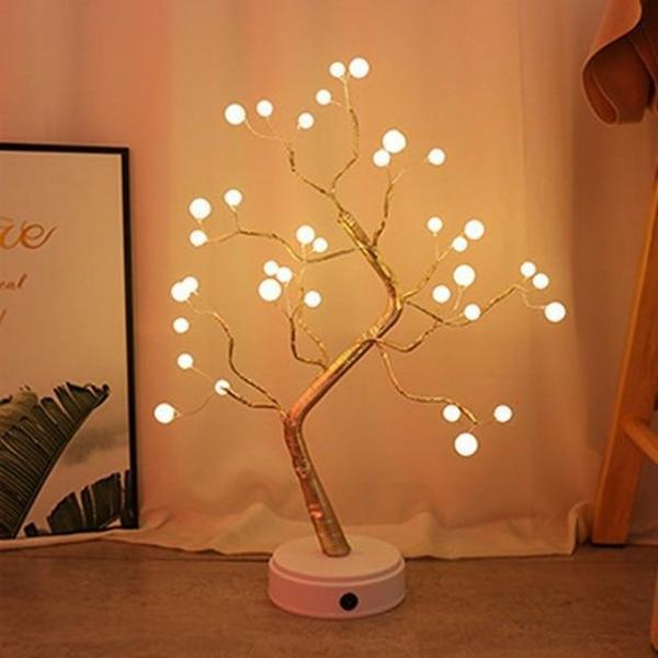 Magischer LED Baum, warmweiß, beleuchtet Ihr Zuhause mit sanftem Stimmungslicht.