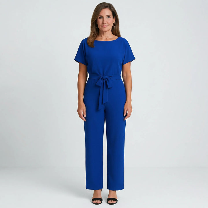 Eleganter Damen Overall Emma: Sommerlicher Jumpsuit mit weitem Bein & Bindegürtel, ideal für Freizeit & Alltag.