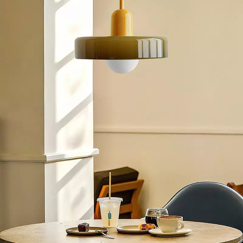 Moderne Buntglas Pendelleuchte, einzigartige Deckenleuchte für gehobene Wohnzimmer, ästhetisch.