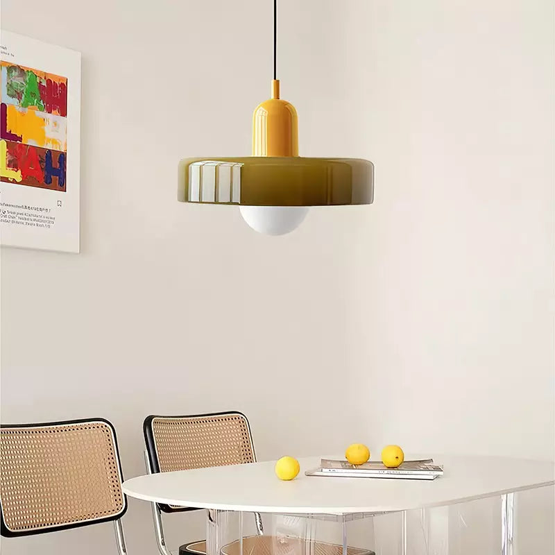 Stilvolle Glasleuchte, Hängelampe im Bauhausstil, farbige Beleuchtung für Ihr Zuhause, markant.