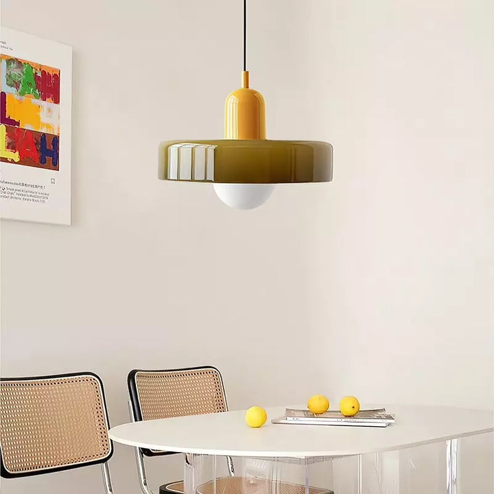 Stilvolle Glasleuchte, Hängelampe im Bauhausstil, farbige Beleuchtung für Ihr Zuhause, markant.