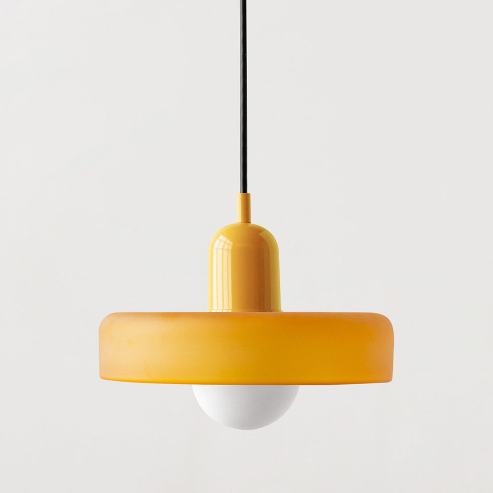 Bauhausstil Pendelleuchte, Buntglaslampe, moderne Deckenleuchte für zeitlose Eleganz, minimalistisch.