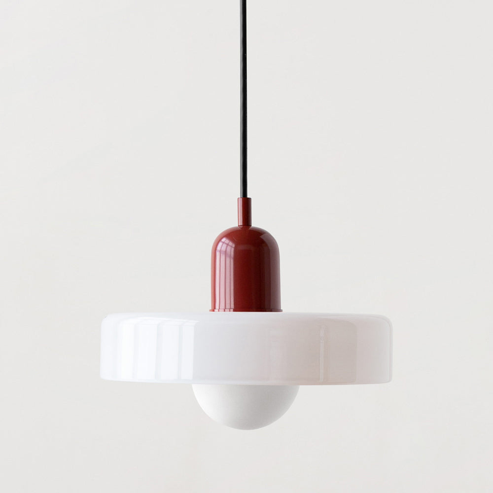 Stilvolle Buntglaslampe, Hängelampe im Bauhausstil, moderne Innenbeleuchtung, klassisch-modern.