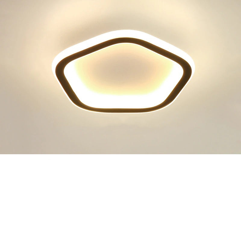 Energiesparende dimmbare LED Deckenleuchte, modernes Design, angenehmes Licht für Flur & Balkon.