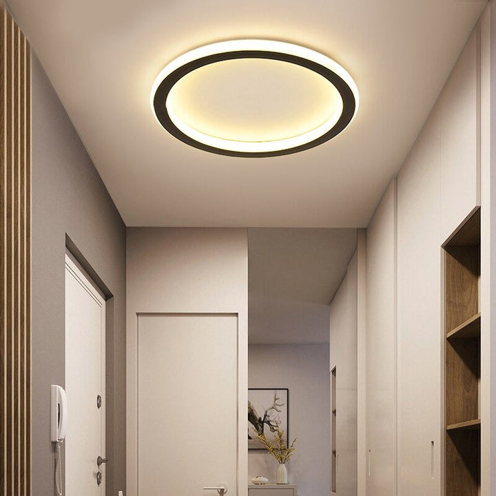 Minimalistische LED Deckenlampe, modern & dimmbar, ideal für Flur, Eingangsbereich oder Balkon.
