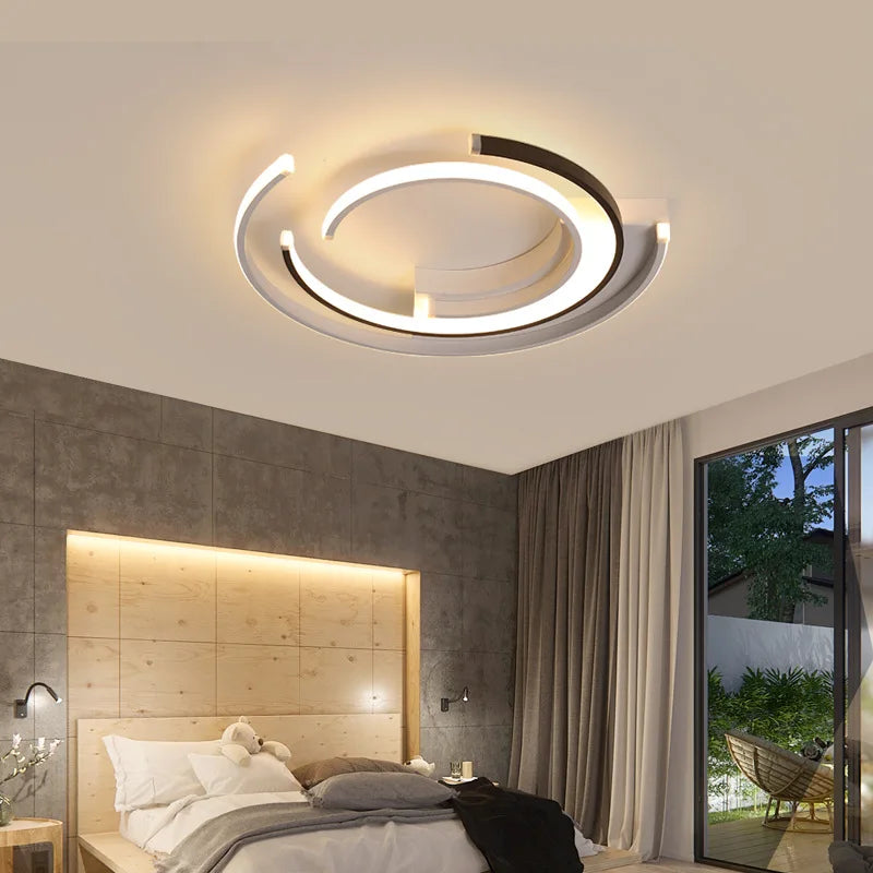 Zeitgemäße runde Designer LED Deckenleuchte, dimmbar, energieeffizient, ideal für moderne Innenbeleuchtung.