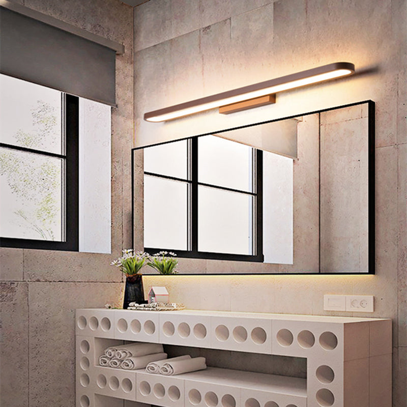 Elegante LED Badleuchte, dimmbar, ideal für präzise Spiegelbeleuchtung im modernen Badezimmer.