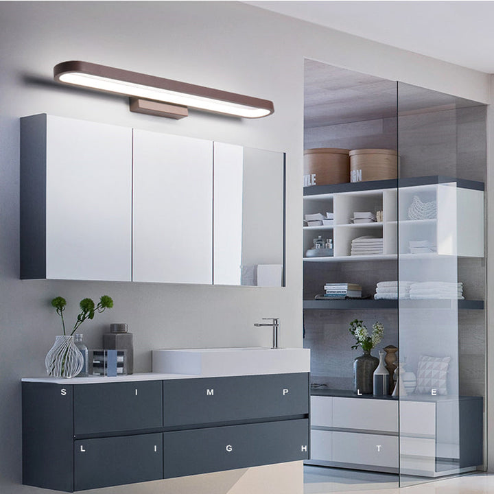 Detailansicht: Schmale, moderne LED Wandlampe, dimmbar, für Spiegellicht im Bad, energieeffizient.