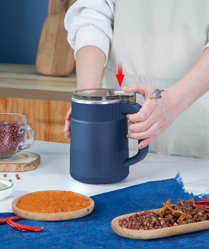 Vielseitige Getreidemühle mit verschiedenen Getreidesorten wie Weizen, Roggen und Dinkel, bereit zum Mahlen von frischem Mehl.