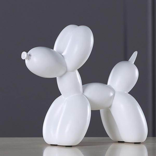 Moderne, farbenfrohe Ballonhund Statue aus Harz; stilvolle Dekoration für Wohnzimmer & Büro.