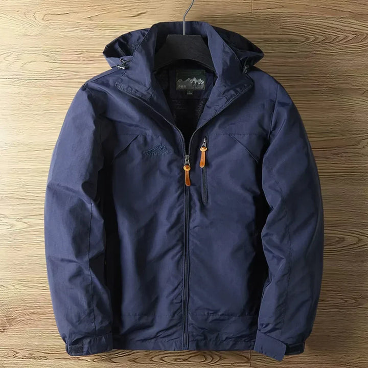 Funktionale Herren Wanderjacke, wasserdicht und komfortabel für alle Wetterlagen.