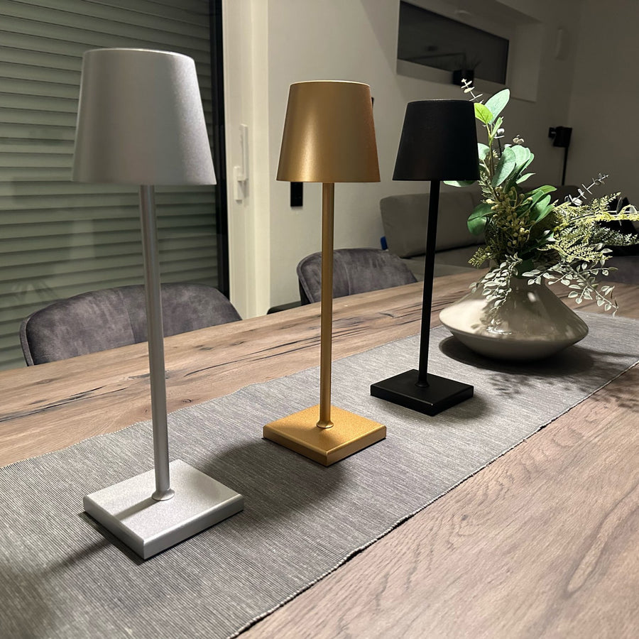 Dimmbare, aufladbare LED Tischlampe kabellos. Perfekt als Stimmungslicht für innen und außen.