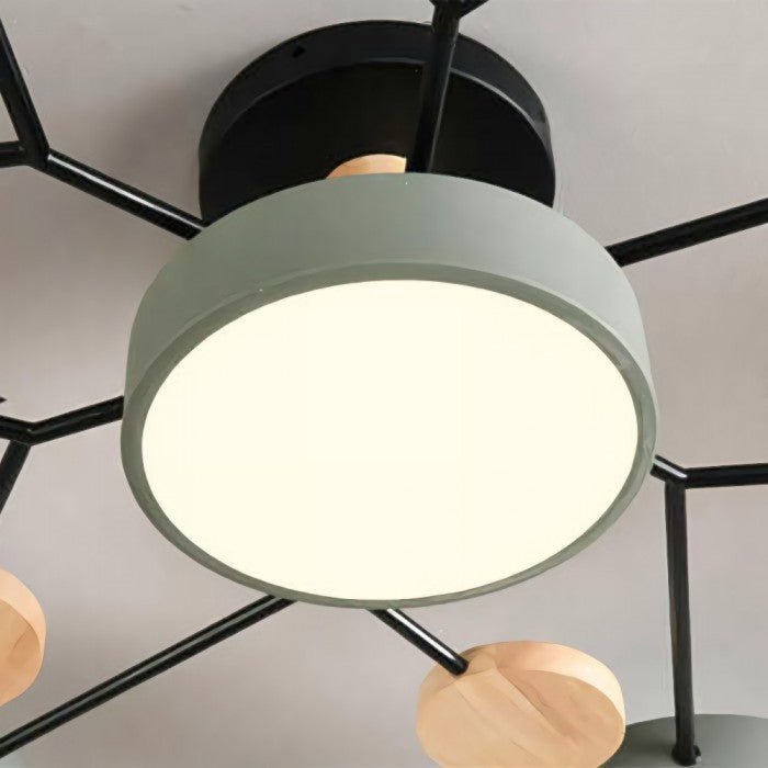 Elegante Wohnzimmerleuchte: Verzweigte LED-Deckenleuchte, skandinavisch & modern.