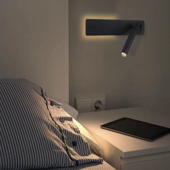 Hochwertige LED-Wandlampe mit schwenkbarem Arm und warmem, energiesparendem Licht für Innenbeleuchtung.