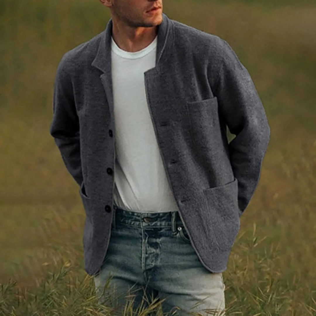 Eleganter Casual Herrenblazer Aiden, komfortabel für jeden Anlass. Moderner Schnitt mit Revers, Langarm.