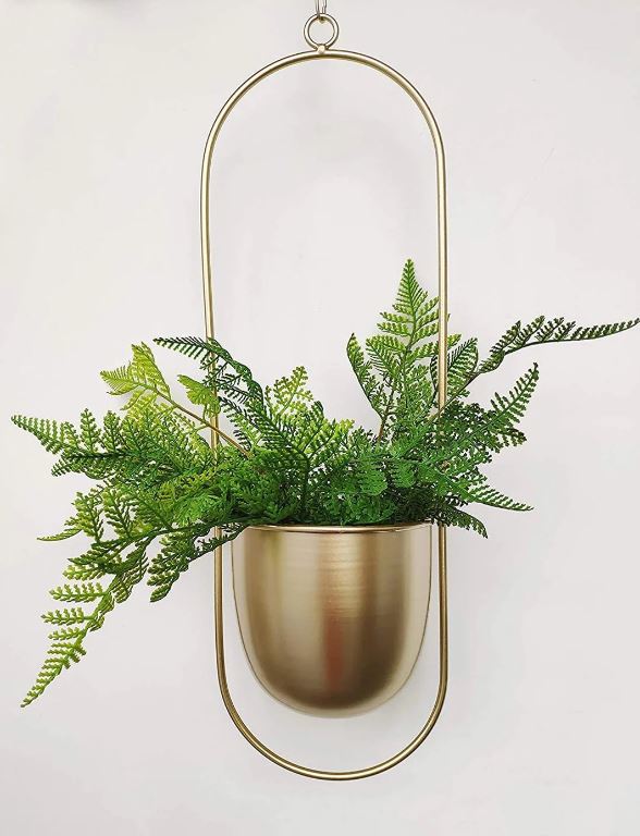 LeafLuxe Pflanzenhänger als Geschenkidee: moderner Hängekorb im Skandinavien-Stil für Pflanzenliebhaber.