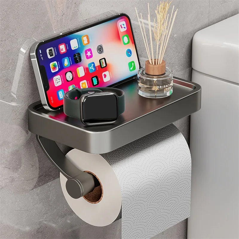 Funktionaler Toilettenpapierhalter aus mattem Edelstahl mit Ablage. Ideal für Ihr modernes Badezimmer.