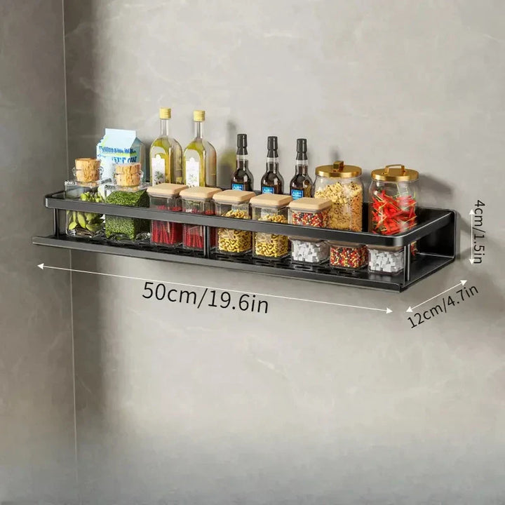 Ordnungshelfer: Schwarzes Küchenregal zur Wandmontage, modernes Design für jede Küche.