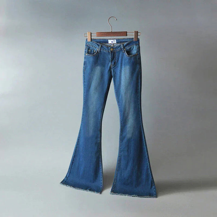 Modische Damen Slim-Fit Denim-Jeans in Blau, vielseitig für Freizeit und Frühling/Sommer.