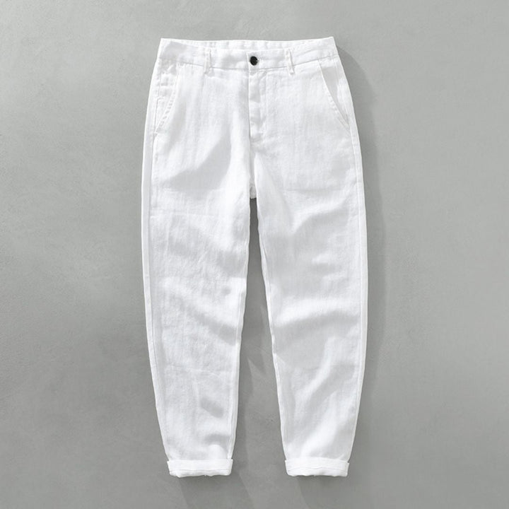 Atmungsaktive Herren Freizeithose im Chino-Stil, ideal für warme Tage, als stilvolle Sommerhose.