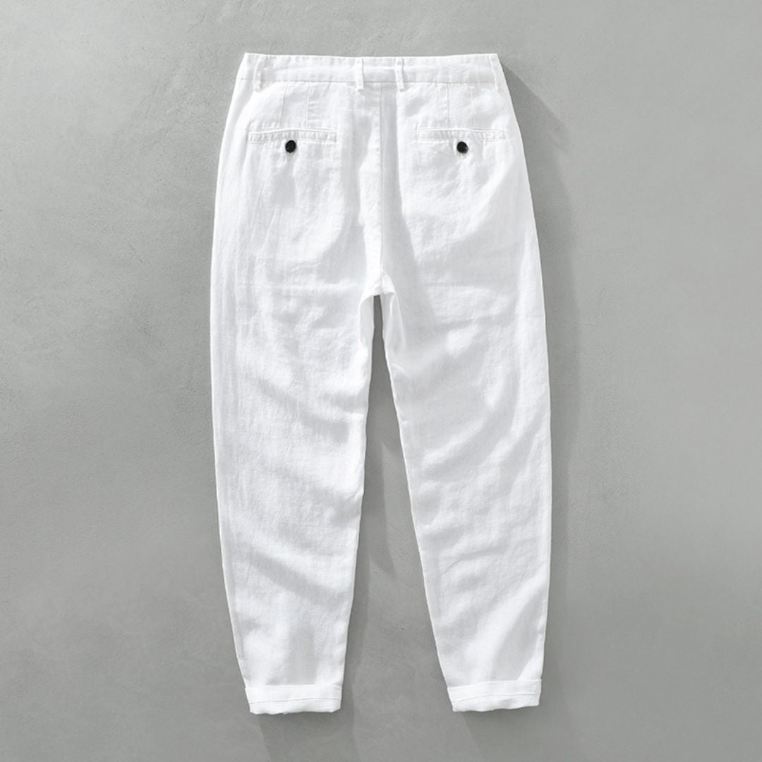 Elegante Herren Businesshose, leichte Chino für den Sommer; kombiniert Komfort mit klassischem Stil.