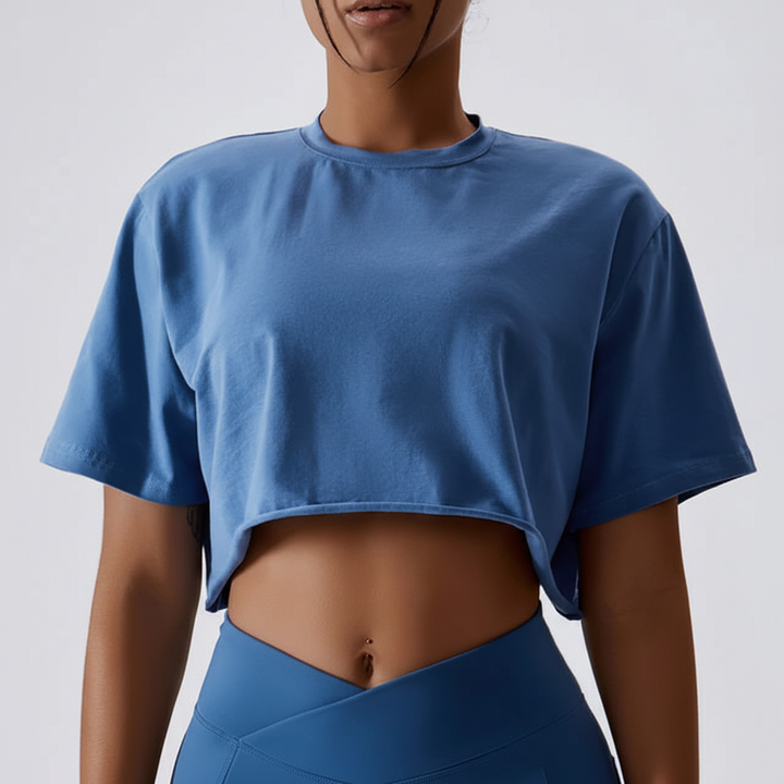 Enganliegendes Damen Workout Crop Top Leichtiva, figurbetont & flexibel, für jede Sportart geeignet.