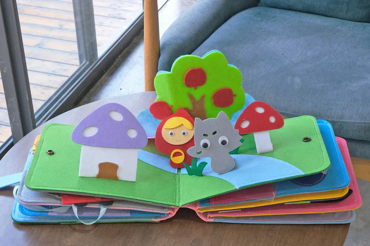 Handgefertigtes Montessori Filzbuch für Kinder, einzigartiges Lernspielzeug für Feinmotorik & frühkindliche Bildung.