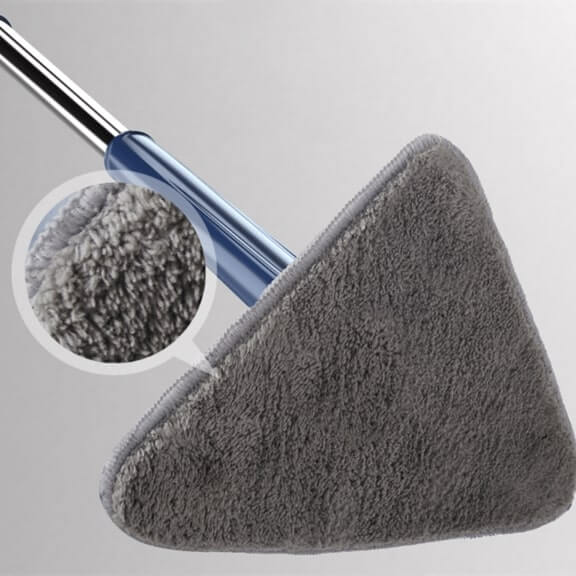 Mühelose Reinigung mit dem blauen Mikrofaser-Dreieck-Wischmopp: Ideal für Ecken & Kanten.
