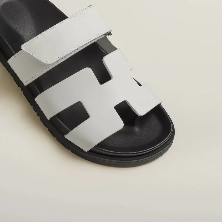 Sommerschuhe: Damen Plateausandalen, ideal für Urlaub und entspannte Freizeit.