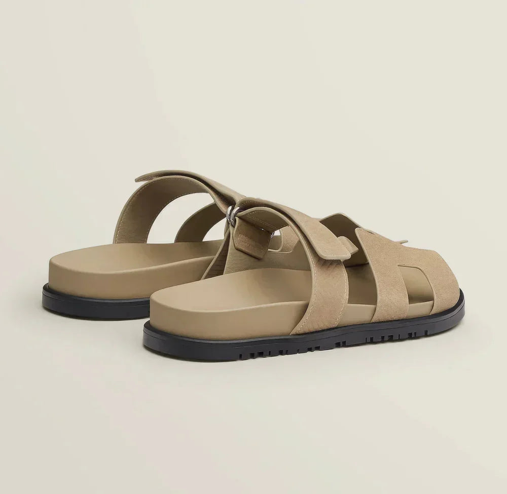 Komfortable Damen Plateausandalen, perfekt für lange Sommertage und Spaziergänge.
