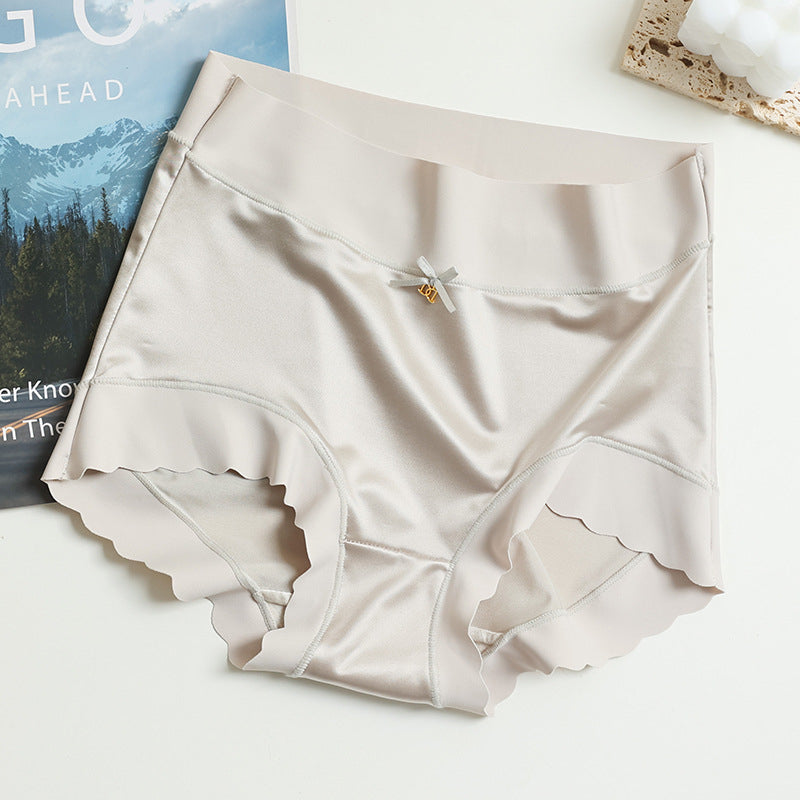Moderner, nahtloser Damen-Panty. Enganliegend, bequem & atmungsaktiv für jede Frau.