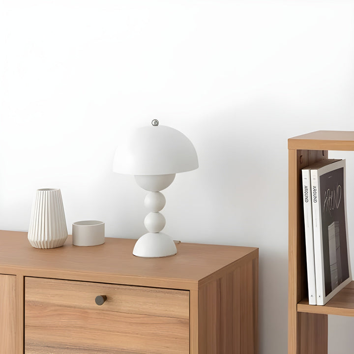 Vielseitige LED Tischlampe, dimmbar, skandinavisch, passt zu jedem Einrichtungsstil.