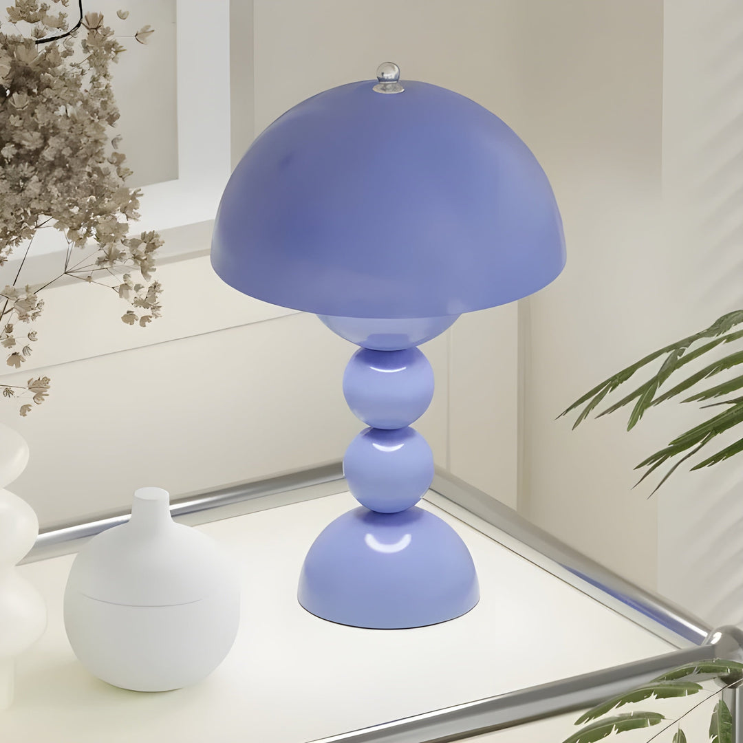 Skandinavische Akzentlampe, dimmbar, LED, für dezente aber effektive Beleuchtung.