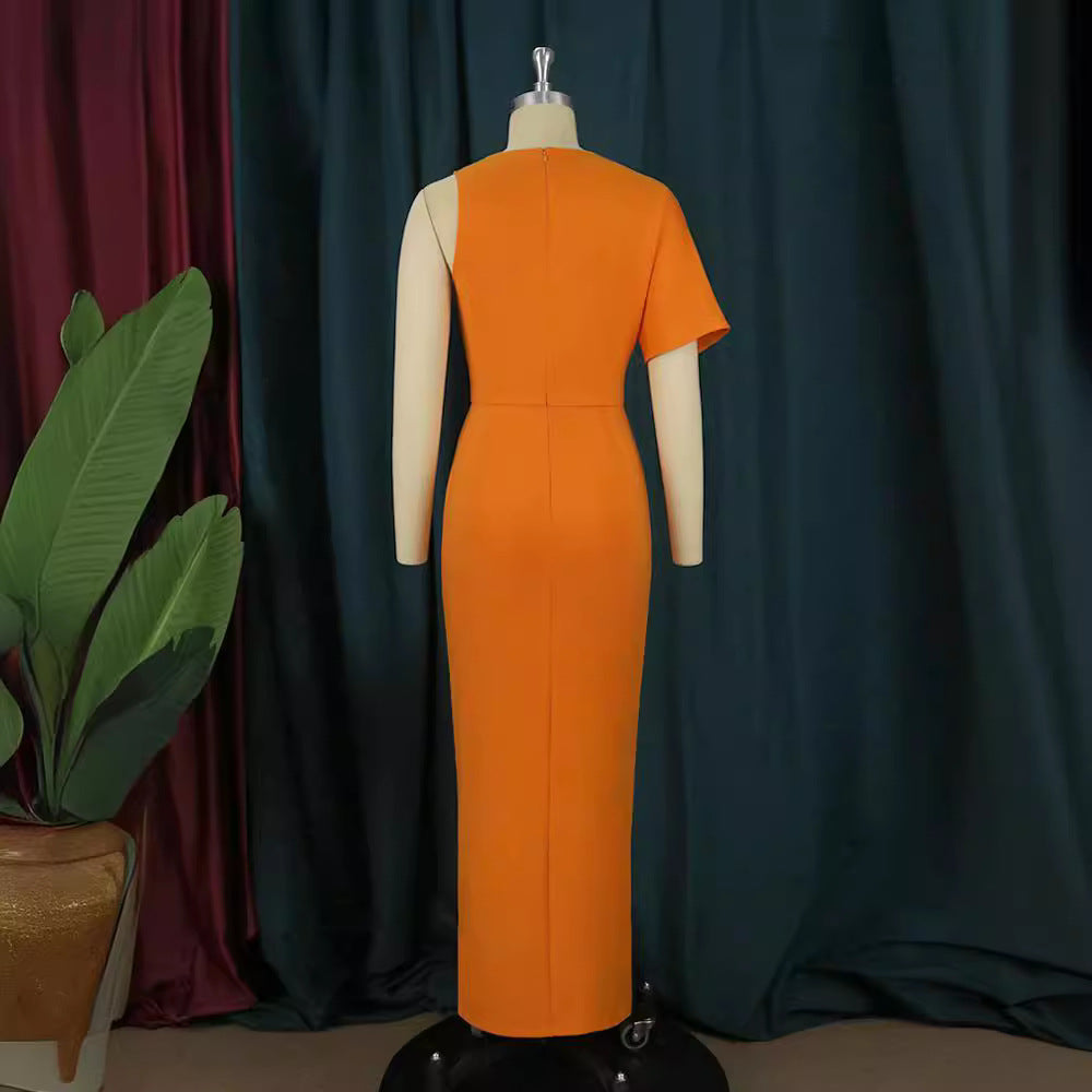 Figurbetontes langes Damen Maxikleid in Orange. Ideal als festliches Partykleid oder elegantes Sommerkleid.