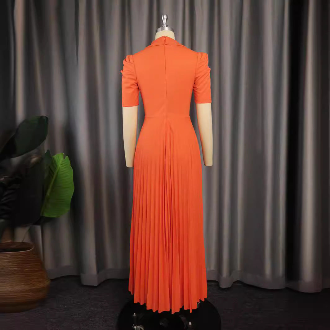 Wickelkleid Damen, komfortables Design mit stilvollem Plissee-Rock und Puffärmeln, ideal für Sommerpartys.