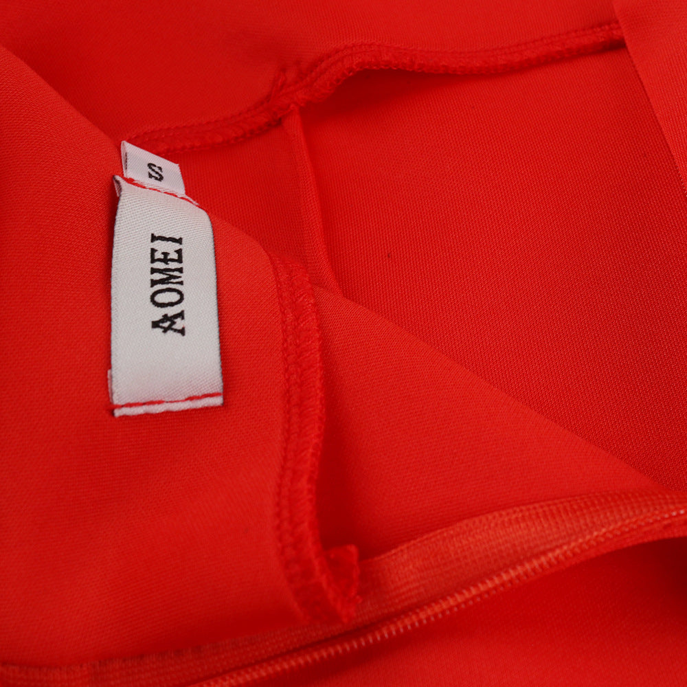 Modernes orangerotes Abendkleid für Damen, figurbetont mit raffinierten Rüschen, sehr elegant.