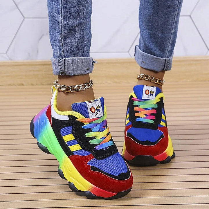 Orthopädische Damen Regenbogenschuhe für Komfort & Stil. Bequeme bunte Damenschuhe mit weiter Passform.