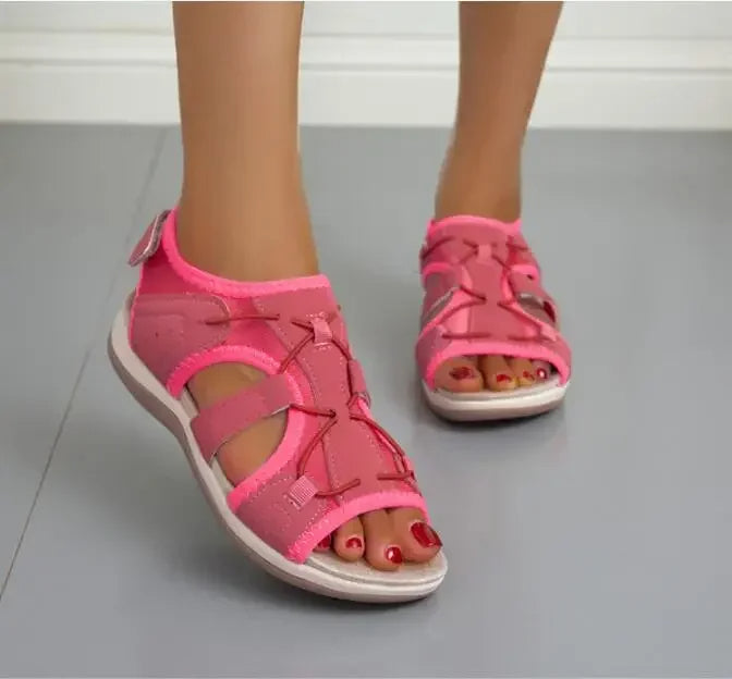 Stilvolle Keilsohlen-Sandalen, orthopädisch und mit Memory Foam für Damen.