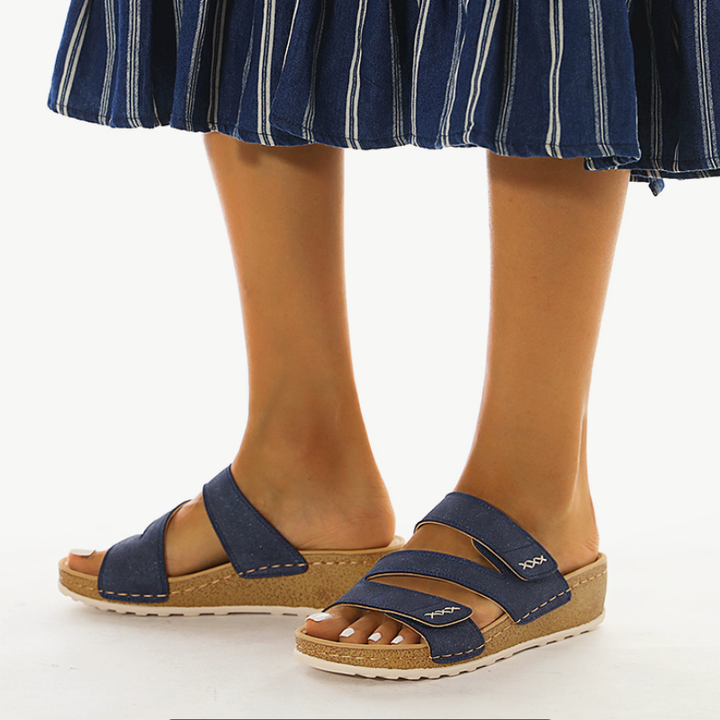 Orthopädische Damen Sandalen im klassischen Design, mit Haltungskorrektur, Memory Foam und Komfort.