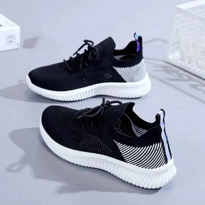 Moderne orthopädische Damen Sportschuhe für aktive Füße, bieten Komfort & Gesundheit beim Sport.