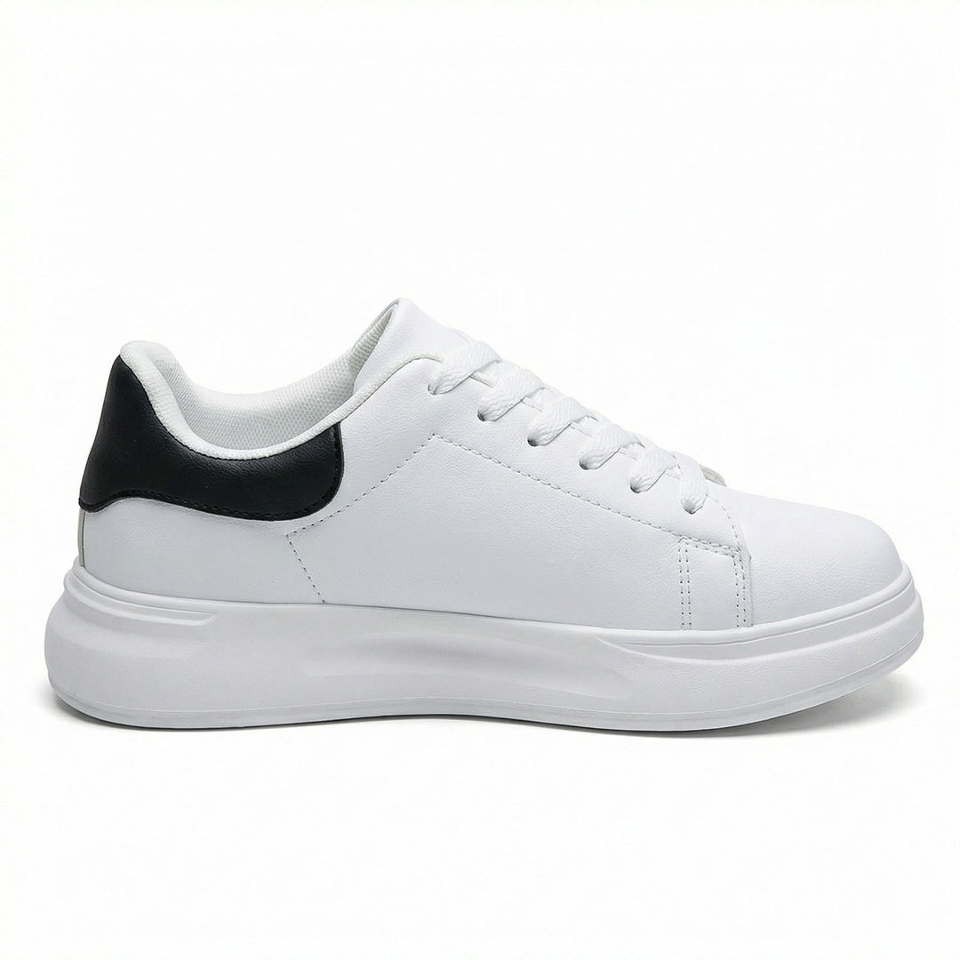 Bequeme Damen Komfortschuhe mit orthopädischer Unterstützung für optimale Fußgesundheit. Ideal für lange Tage.