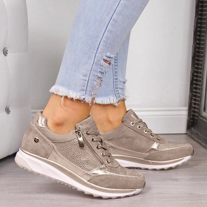 Männermodell der flexiblen orthopädischen Sneaker. Ideal als Alltagsschuh & Freizeitschuh.