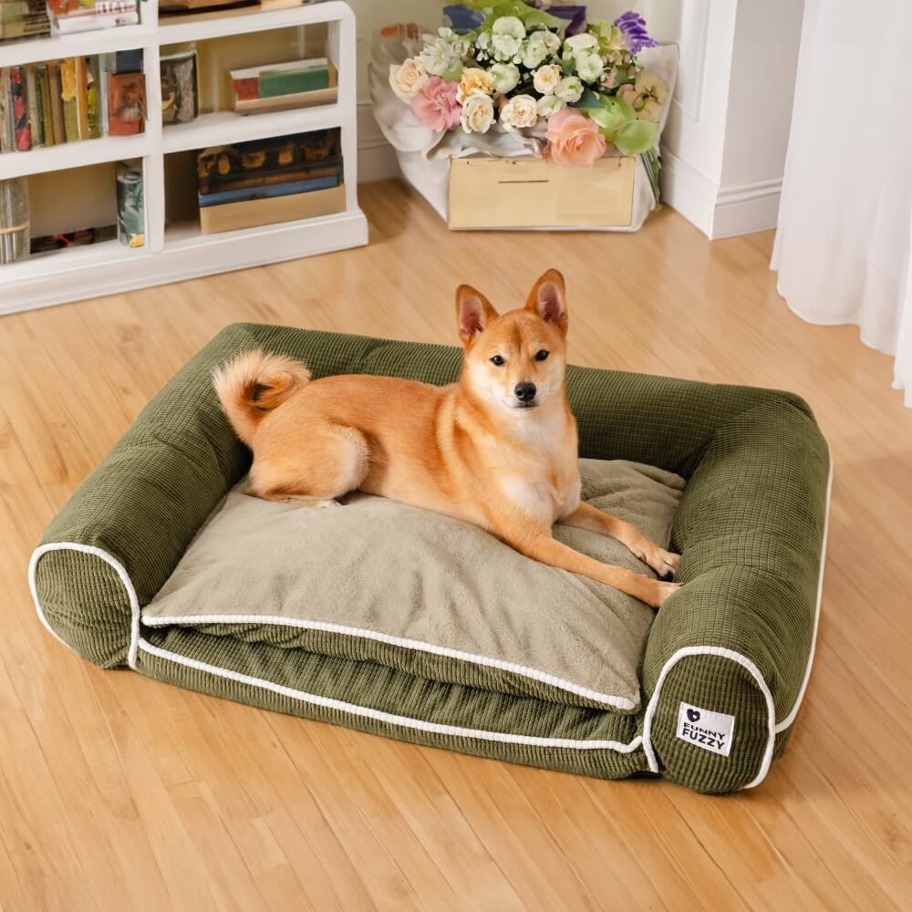 Luxuriöses orthopädisches Eck-Hundebett aus weichem Flanell. Komfortabler Schlafplatz f. Haustiere.